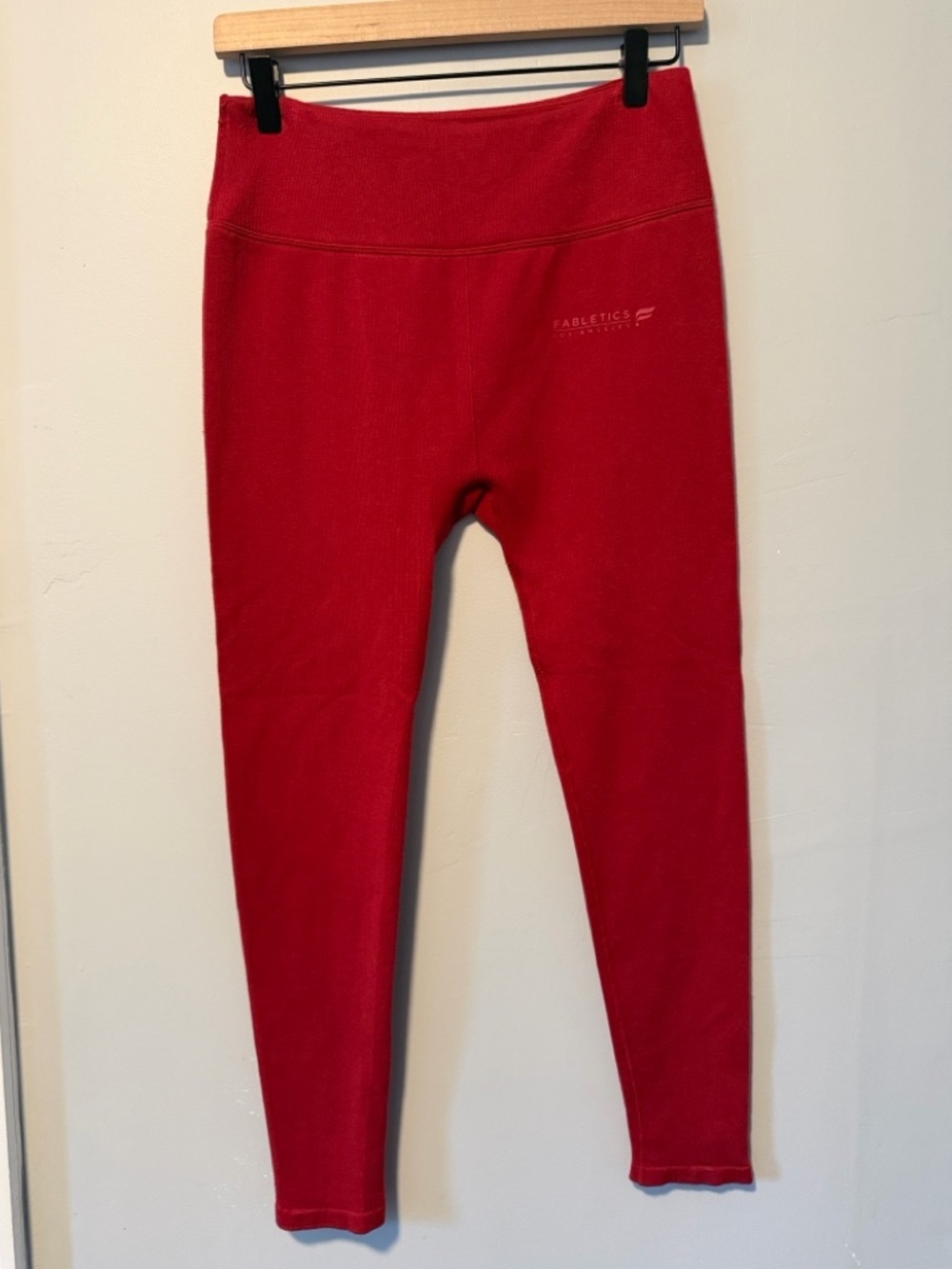 Fabletics Cloud Seamless High-Waisted Legging size M - Picture 4 of 5